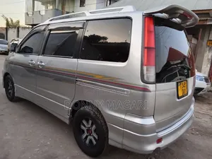 Toyota Noah 2003 Silver