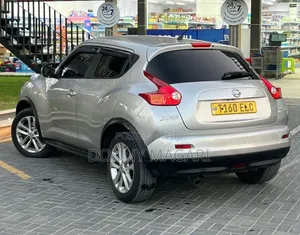 Toyota Premio 2010 Silver