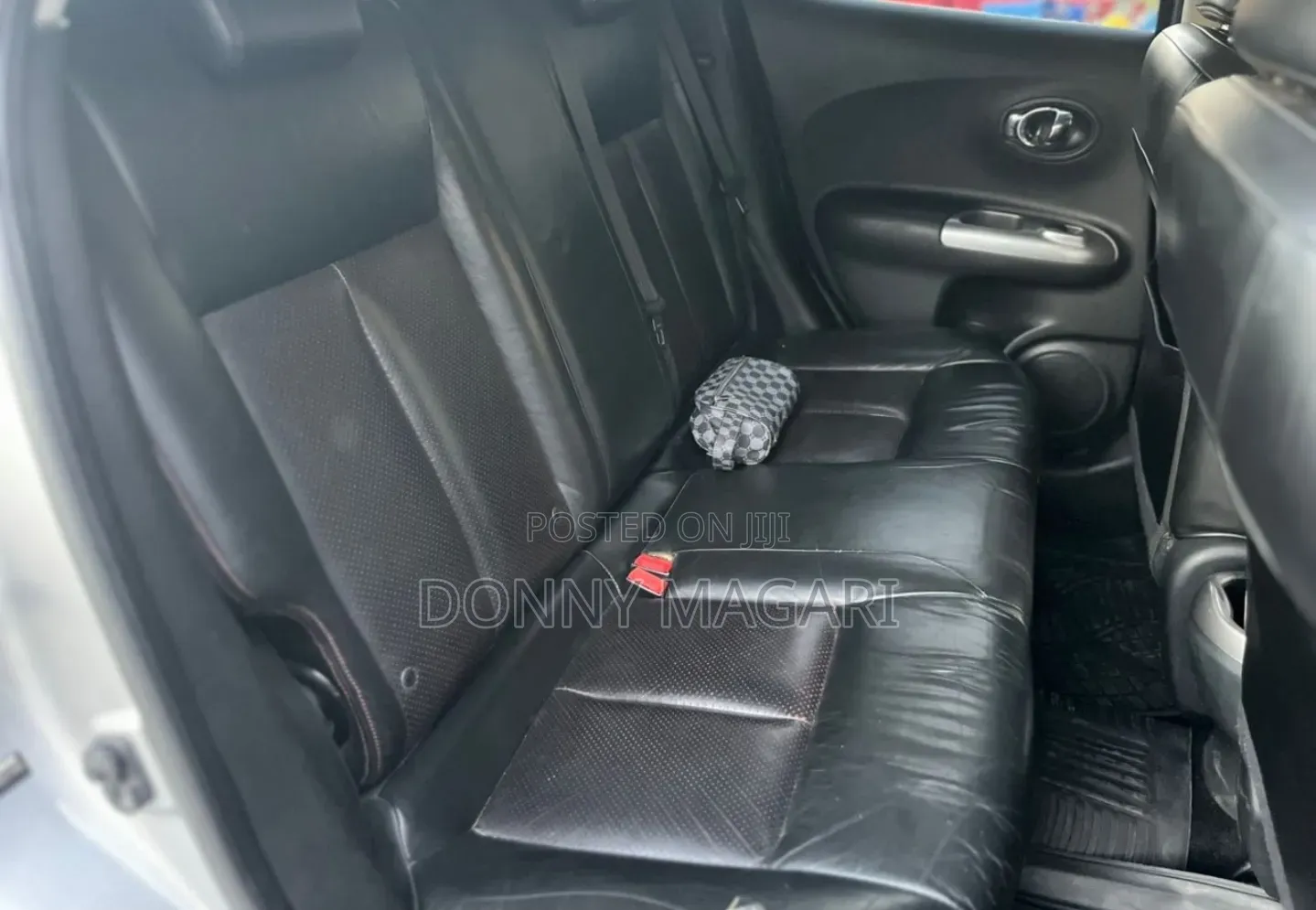 Toyota Premio 2010 Silver