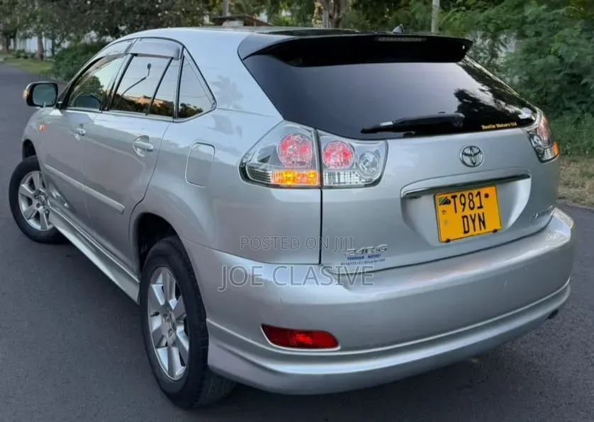 Toyota Harrier 2.4 4WD 2006 Silver