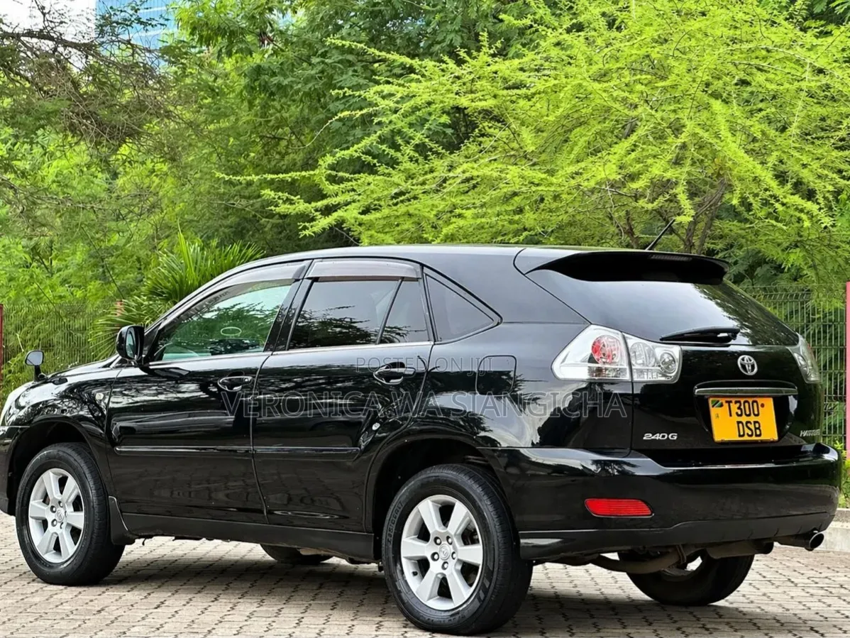 Toyota Harrier 2006 Black
