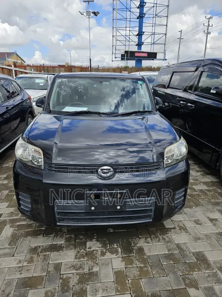 Toyota Corolla Rumion 2009 Black