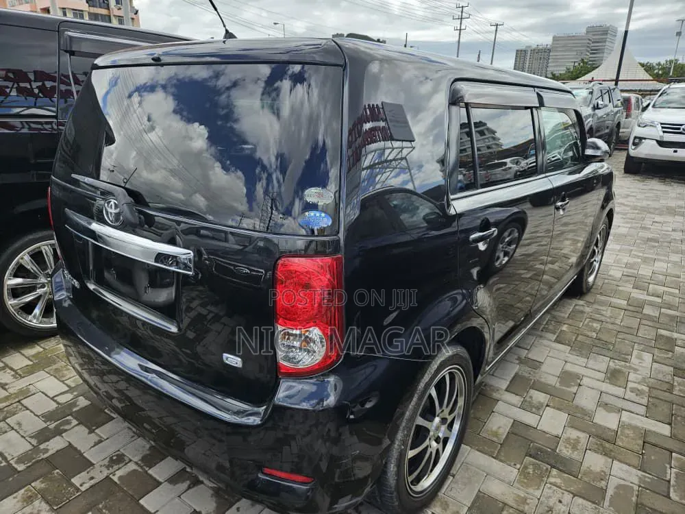 Toyota Corolla Rumion 2009 Black