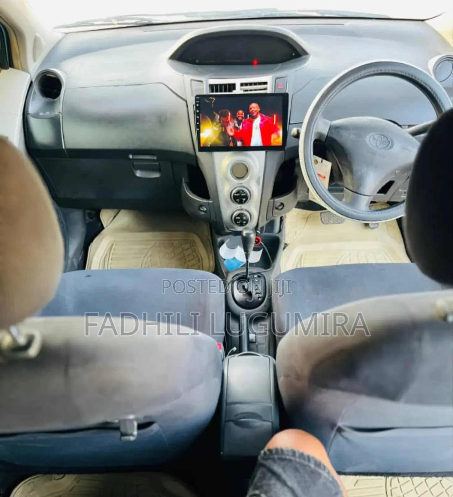Toyota Vitz 2004 Blue