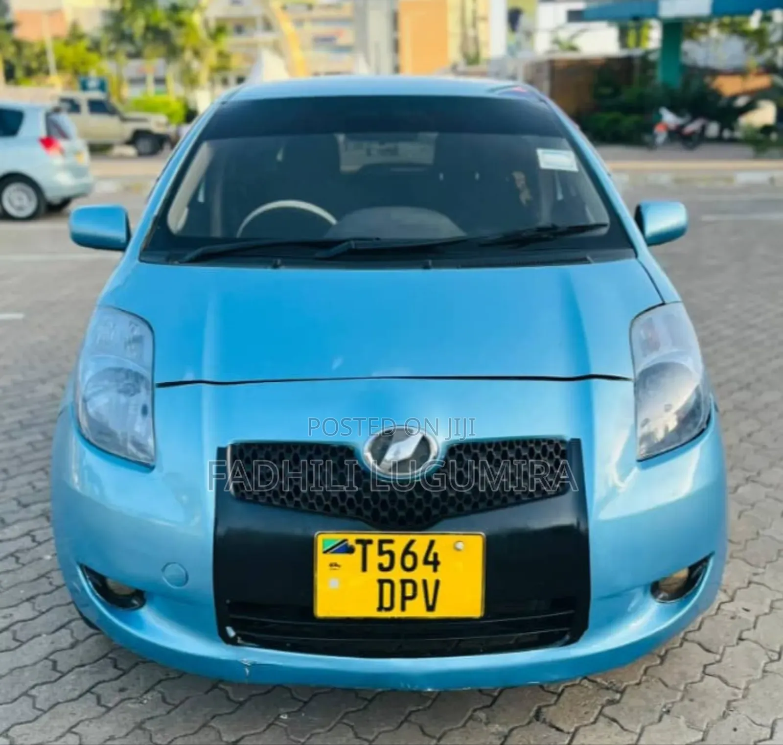 Toyota Vitz 2004 Blue