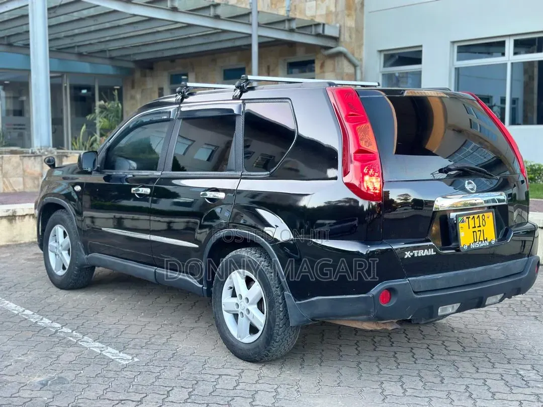 Nissan X-Trail 2010 Black
