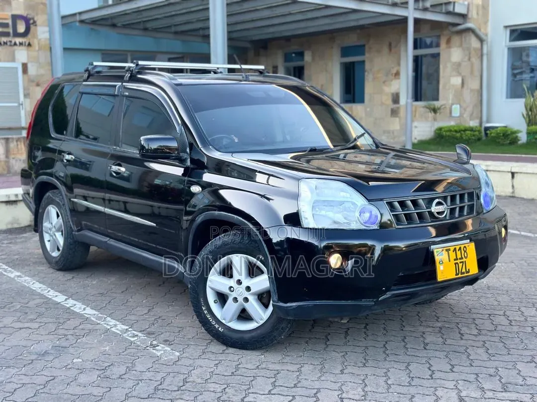 Nissan X-Trail 2010 Black