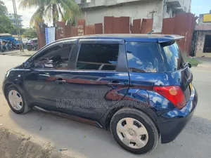 Toyota IST 2004 Blue