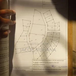 Kiwanja Kinauzwa Igumbilo