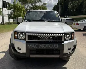 Toyota Land Cruiser Prado 2.8 2024 White