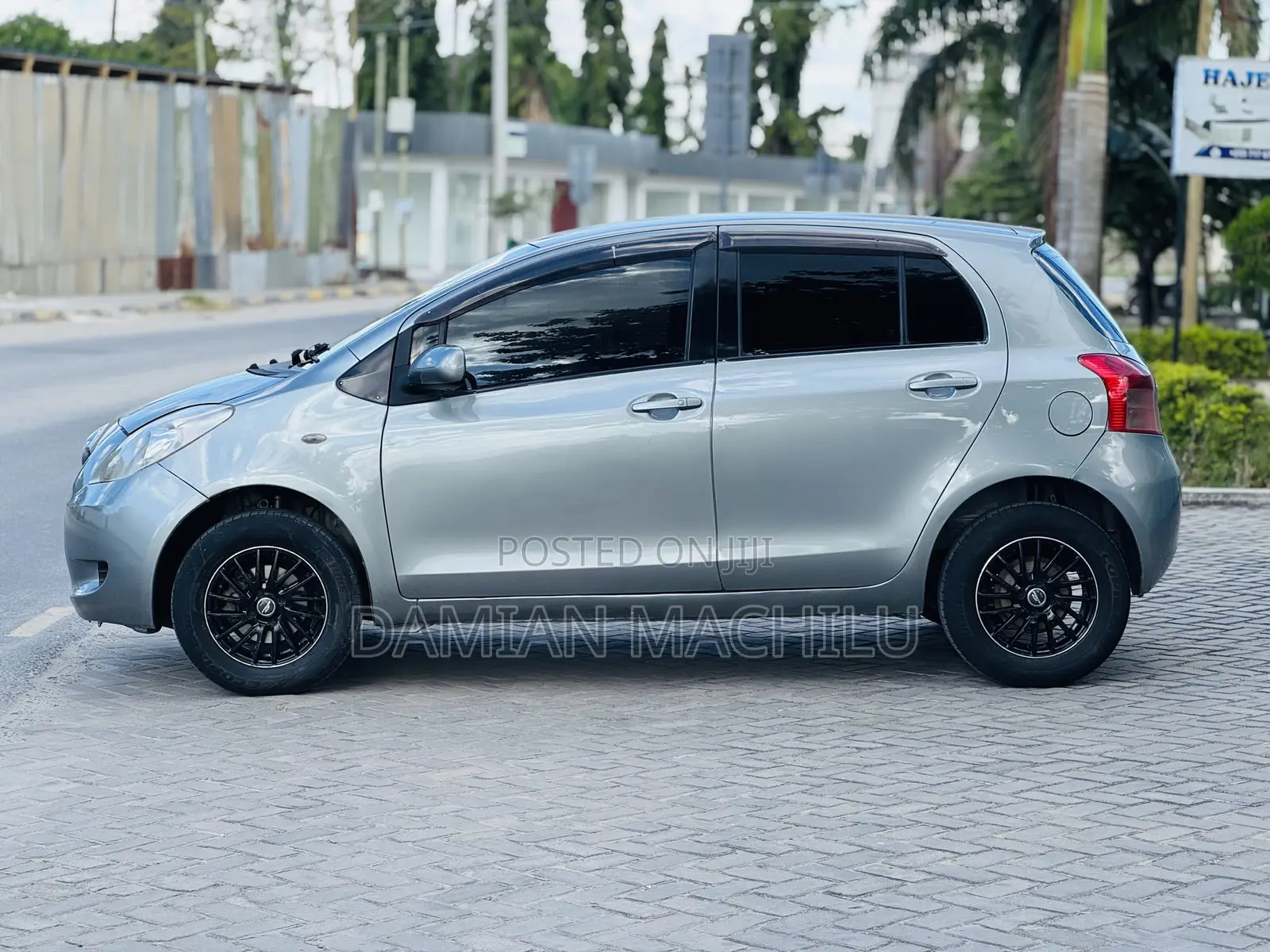 Toyota Vitz 2006 Gray