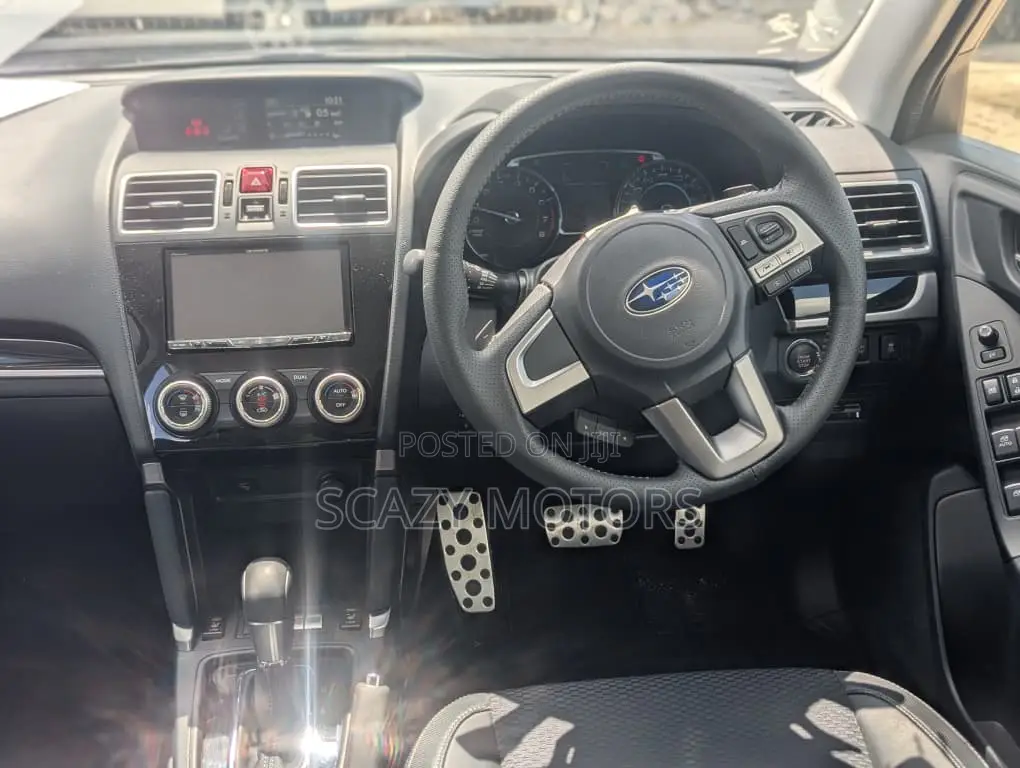Subaru Forester 2016 Black