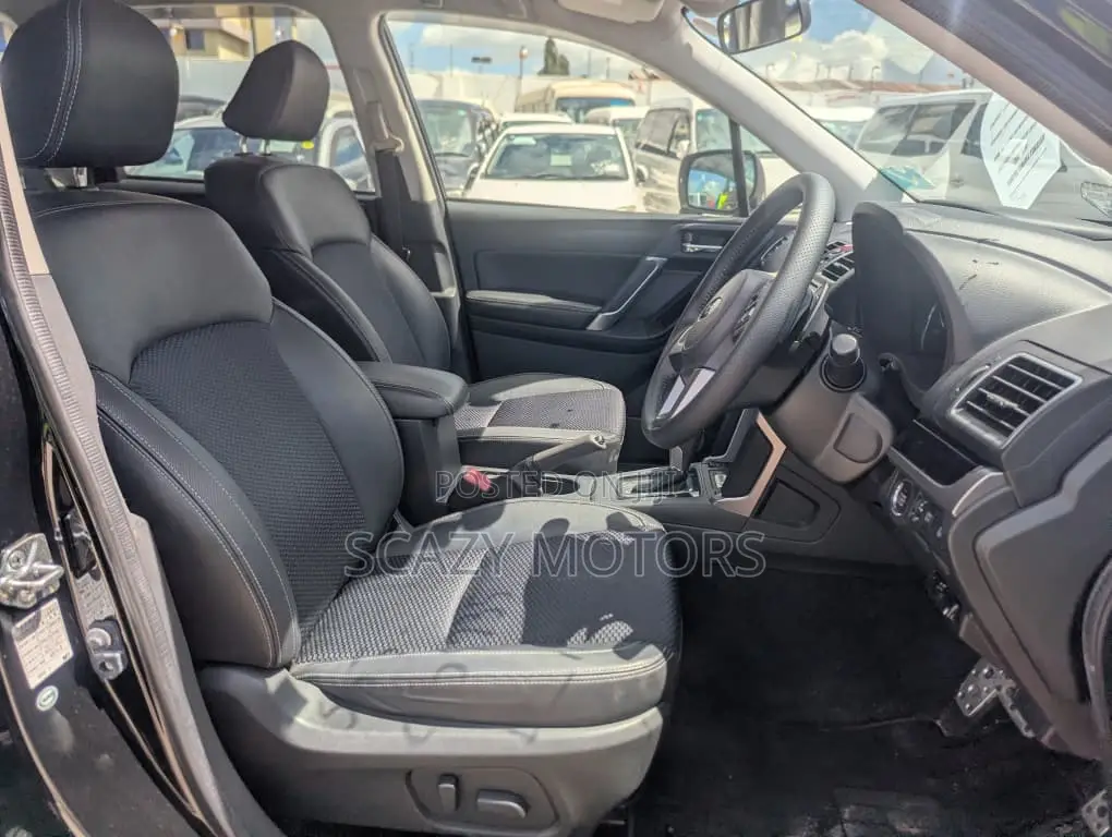 Subaru Forester 2016 Black