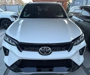 New Toyota Fortuner 2025 White