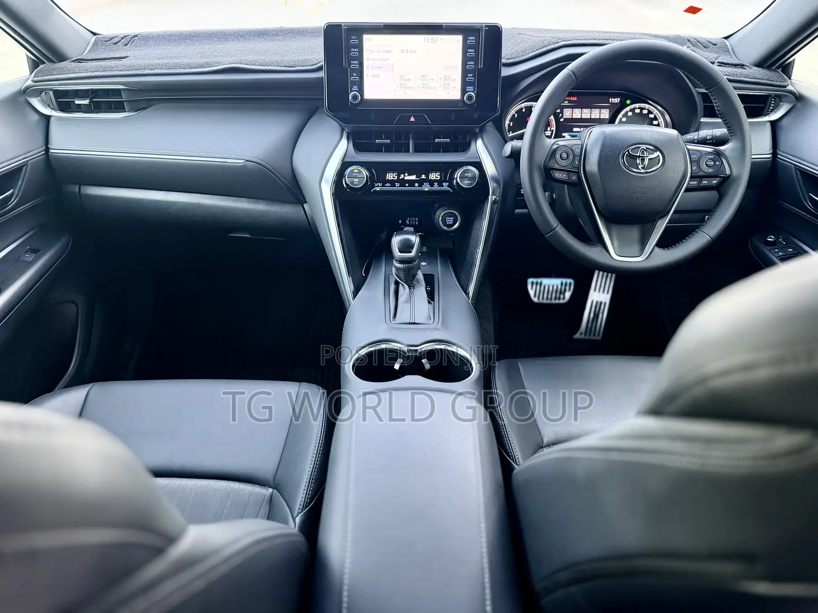 Toyota Harrier 2.0 2021 White