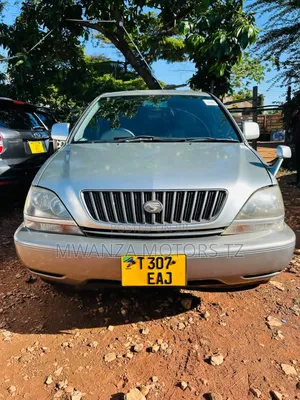 Toyota Harrier 2002 Silver
