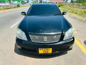 Toyota Crown 2004 Black