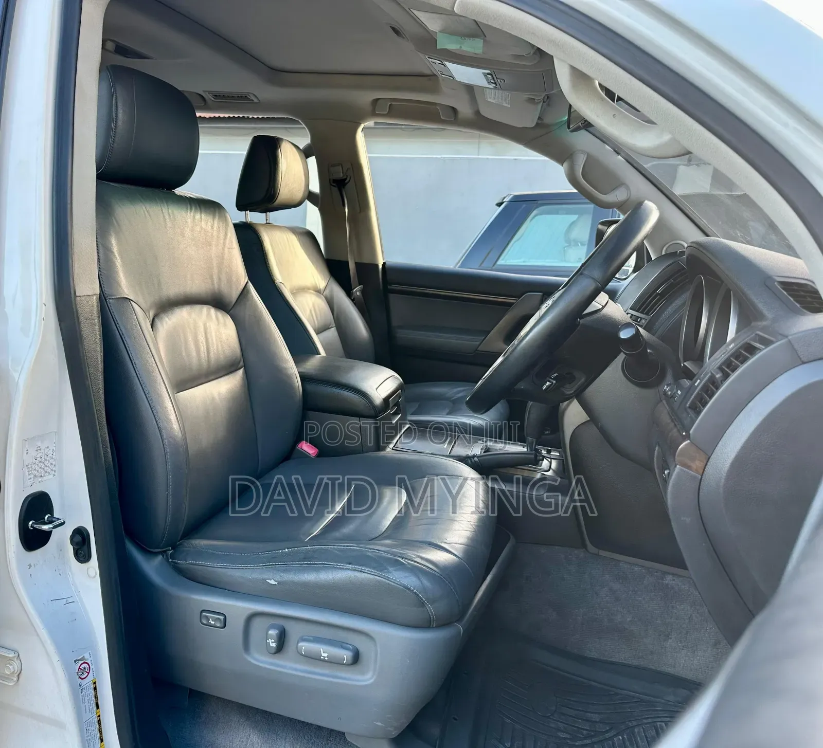 Toyota Land Cruiser 2009 Pearl