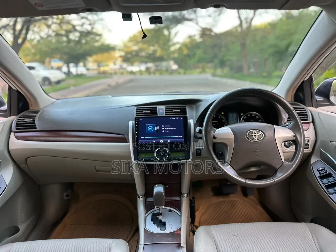 Toyota Premio 2012 White