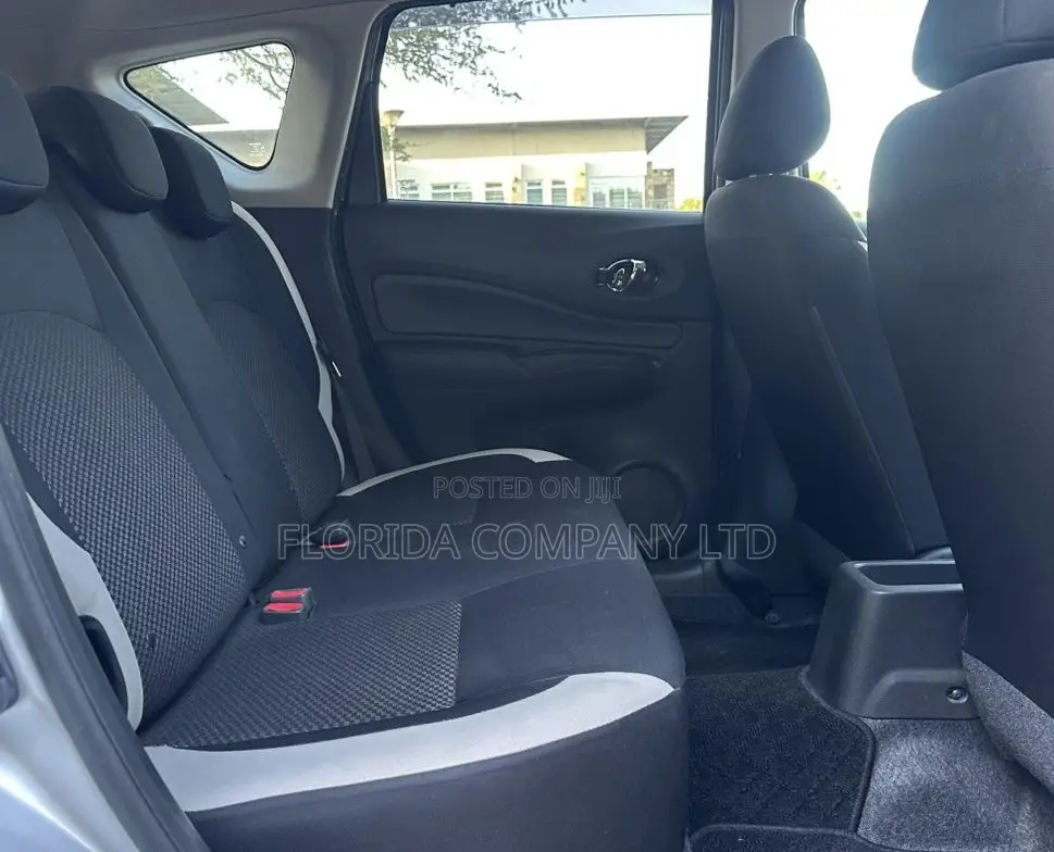 Toyota Vitz 2012