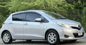 Toyota Vitz 2012