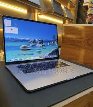 Laptop Apple MacBook Pro 2019 64GB Intel Core i9 SSD 512GB