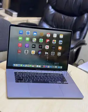 Laptop Apple MacBook Pro 2019 64GB Intel Core i9 SSD 512GB