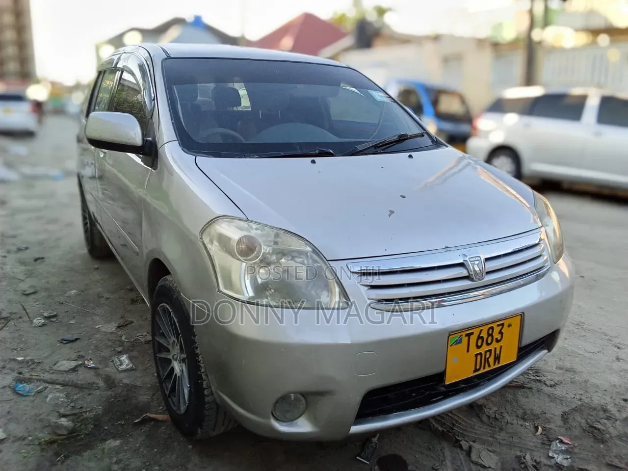 Toyota Raum 2005 Silver