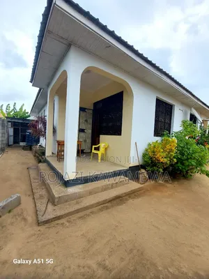 3bdrm House in Kilongoni, Vikindu for rent