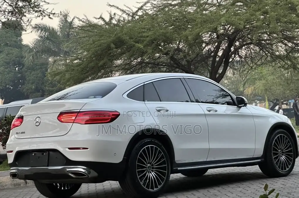 Mercedes-Benz GLC-Class 2018 White