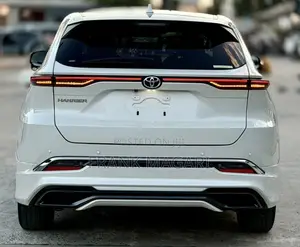 Toyota Harrier 2021 White