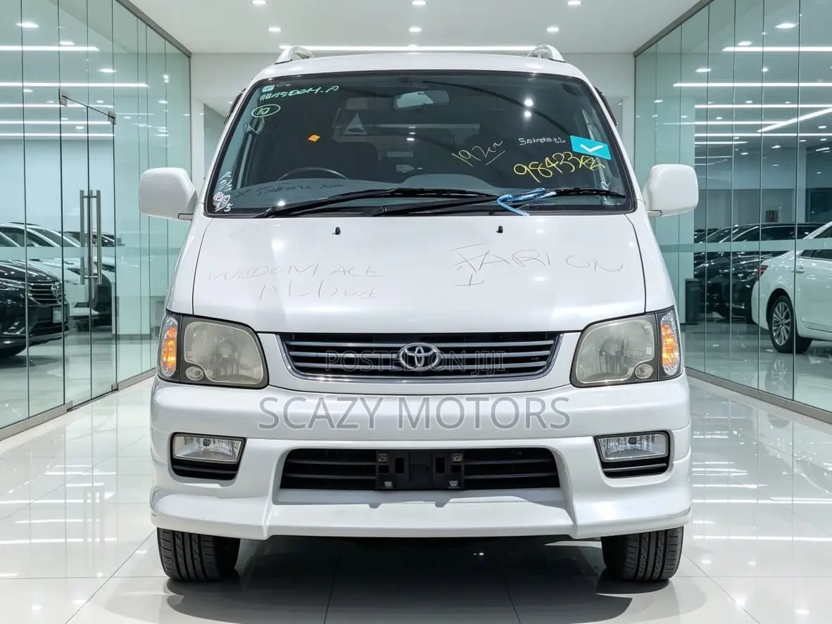 Toyota Noah 2001 White