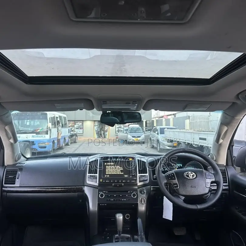 Toyota Land Cruiser 2013 Black
