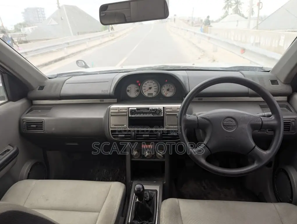 Nissan X-Trail 2012 Silver