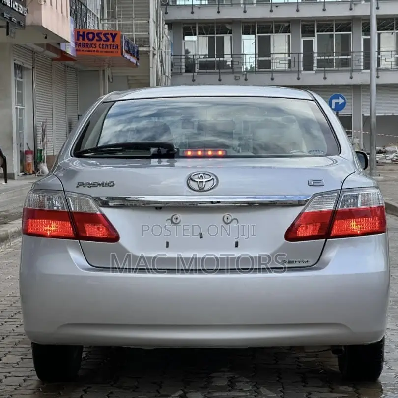 Toyota Premio 2010 Silver