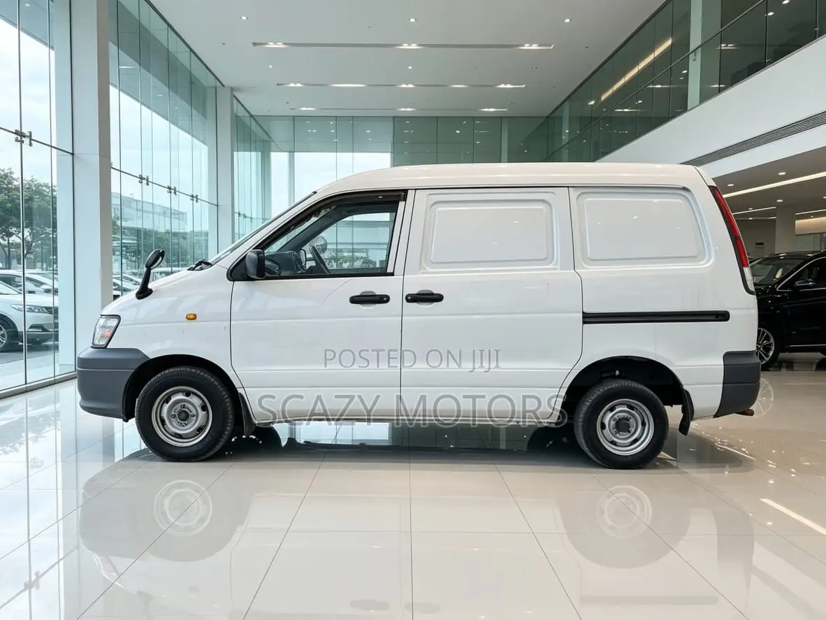 Toyota Noah 2003 White