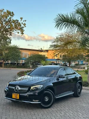 Mercedes-Benz GLC-Class 2017 Black