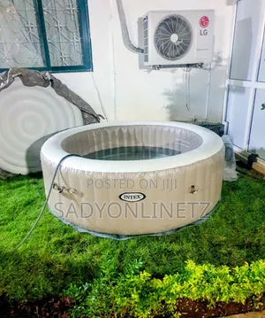 Intex Inflatable Jacuzzi/Spa Pool