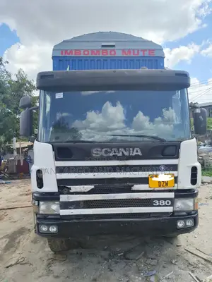 Scania 114 Mende