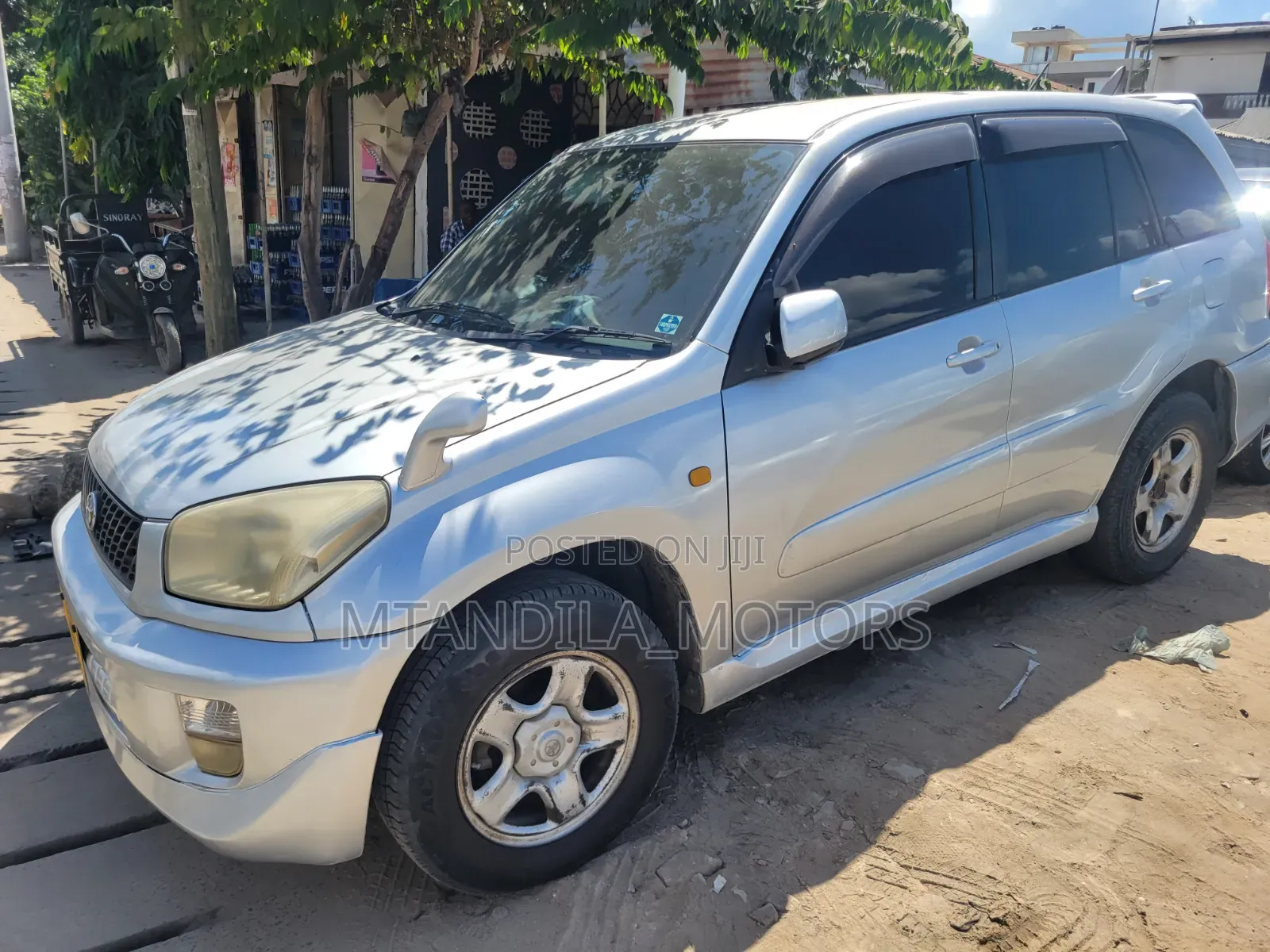 Toyota RAV4 2.0 Automatic 2005 Silver