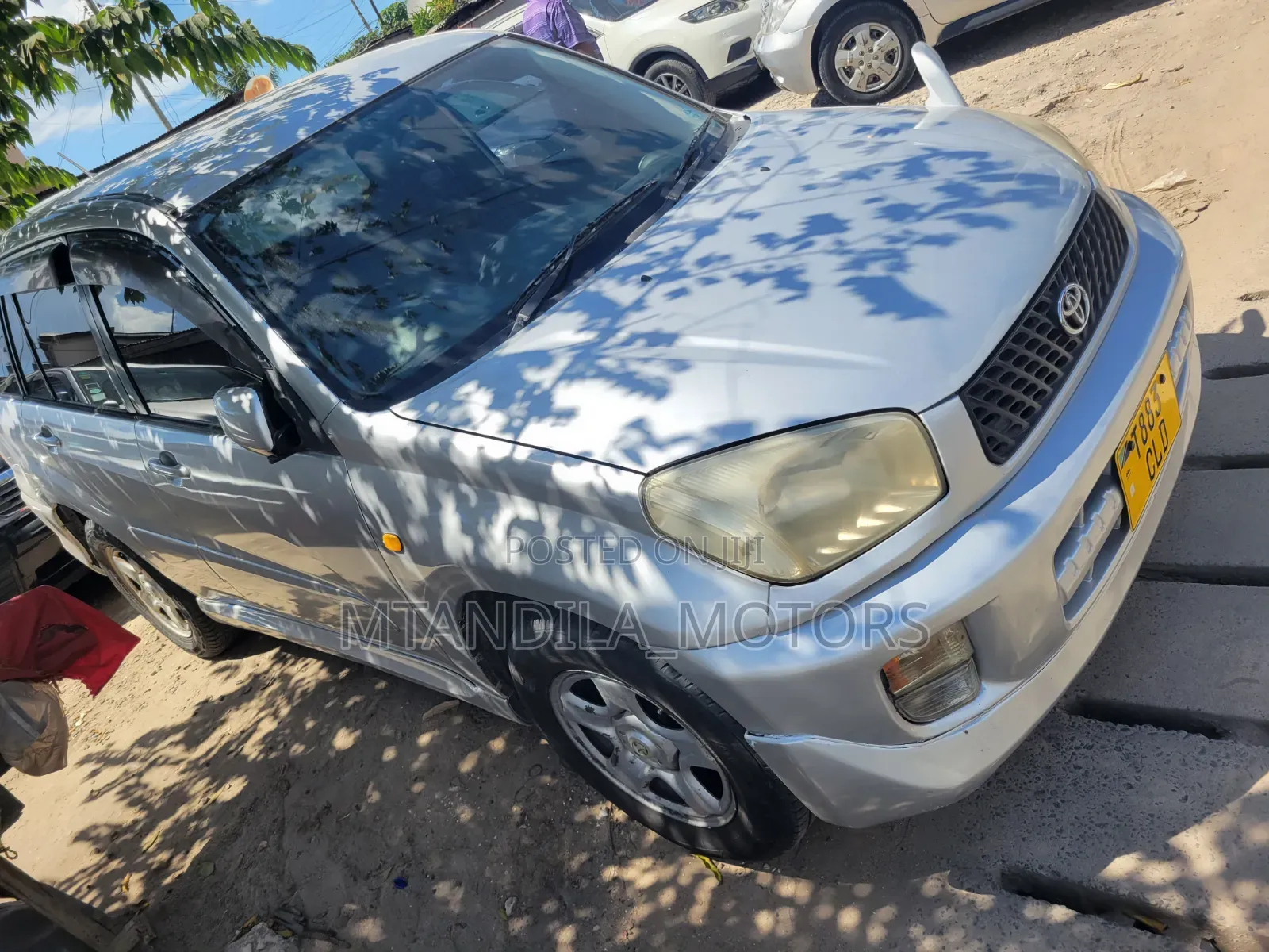 Toyota RAV4 2.0 Automatic 2005 Silver