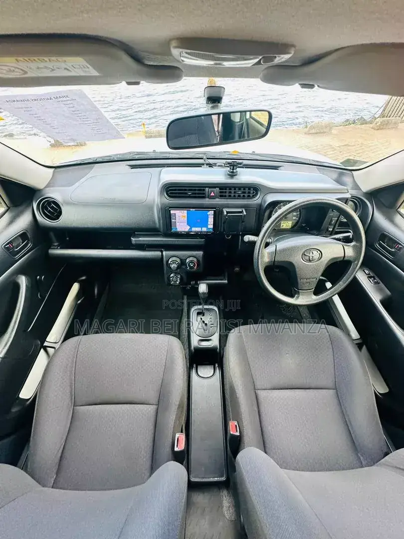 Toyota Probox 1.5 DX 2WD 2015 White