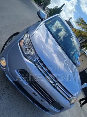 Mitsubishi Outlander 2.4 PHEV AWD 2013 Blue