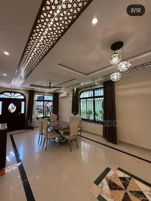 Furnished 4bdrm Villa in Villa, Ada Estate for rent