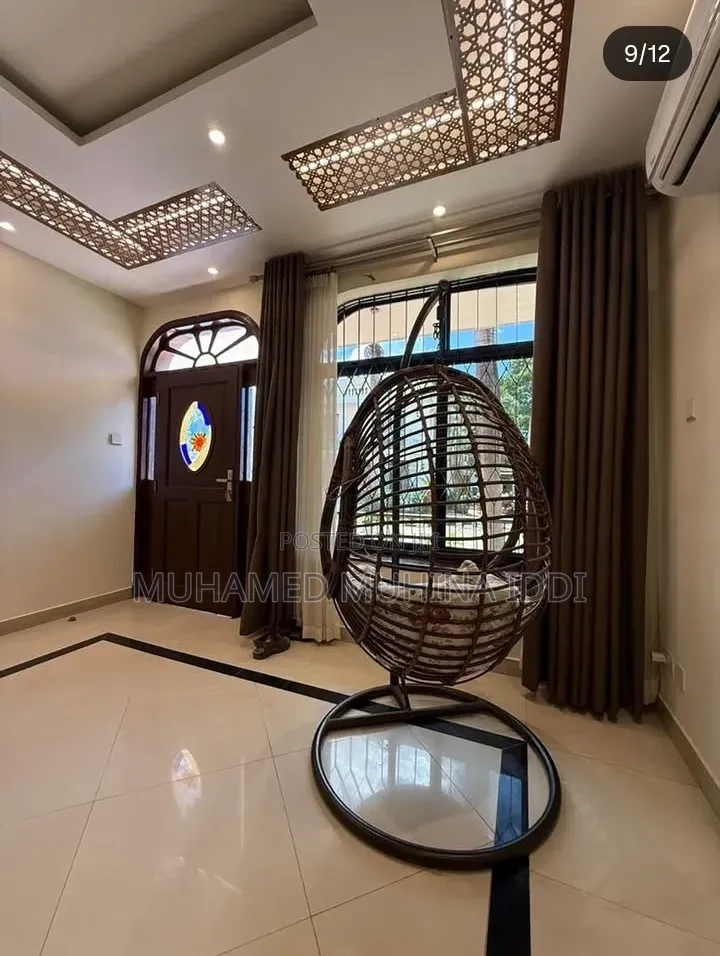 Furnished 4bdrm Villa in Villa, Ada Estate for rent