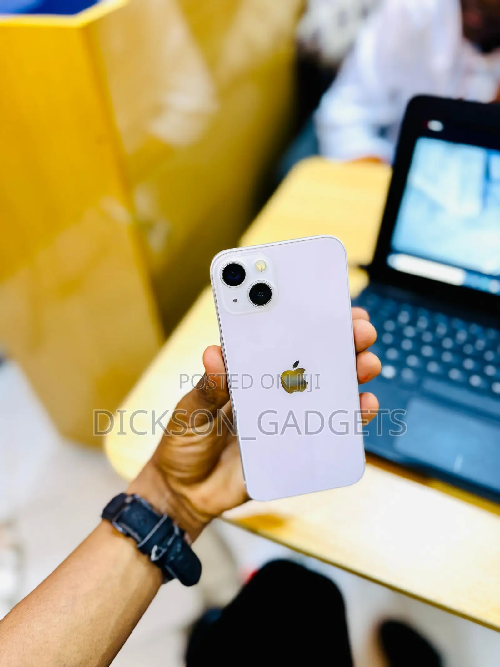Apple iPhone 13 128 GB White