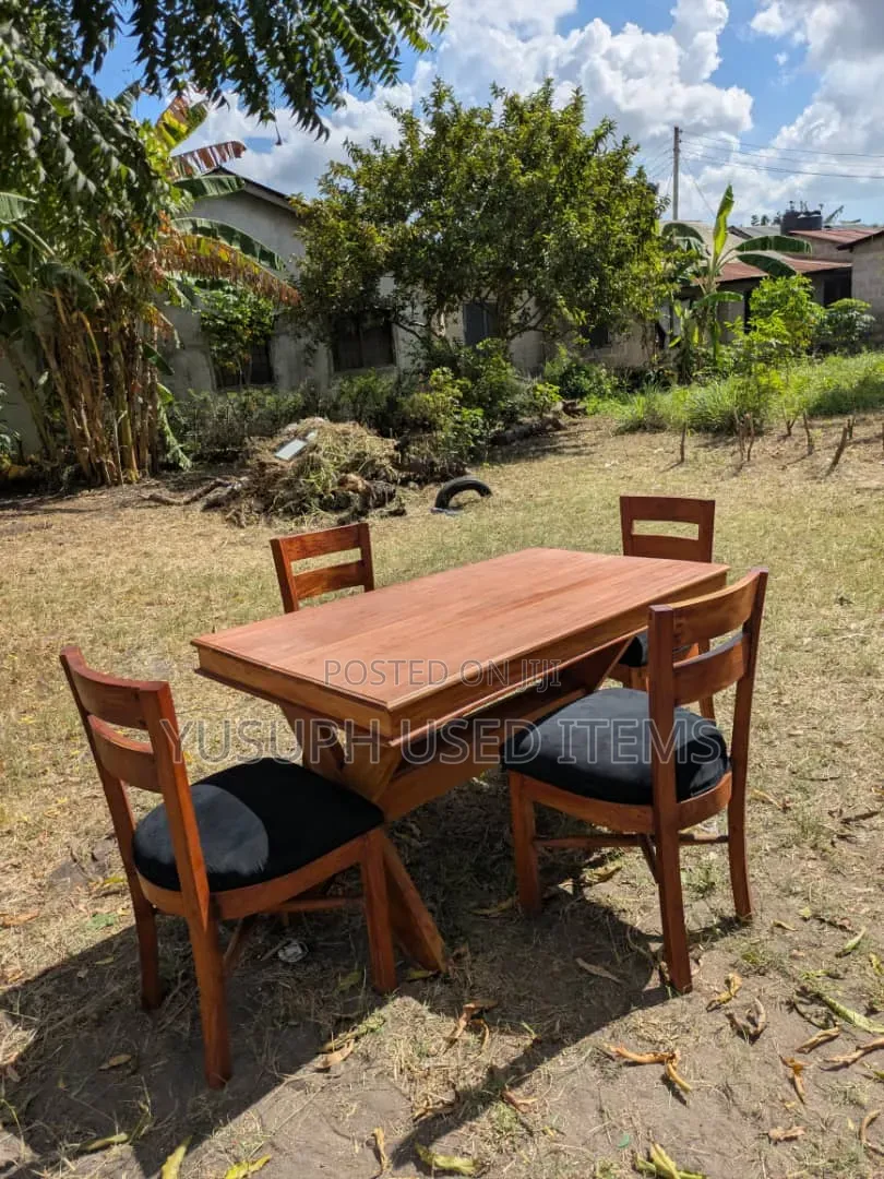 Mninga Pure Ukiwa Na Viti Vinne