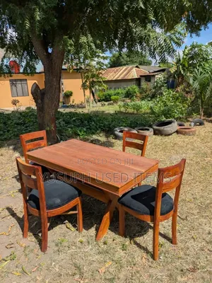 Mninga Pure Ukiwa Na Viti Vinne
