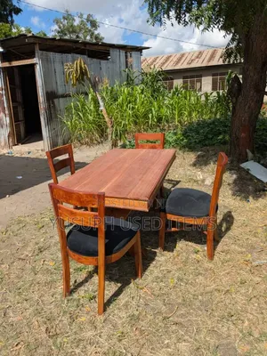 Mninga Pure Ukiwa Na Viti Vinne