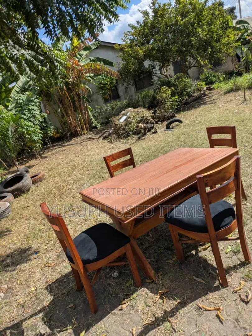 Mninga Pure Ukiwa Na Viti Vinne
